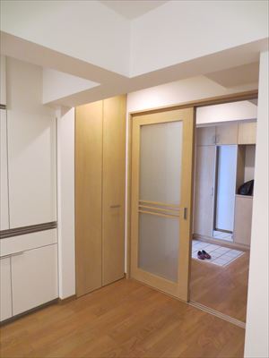 ご夫婦の会話が楽しめる明るい空間に ご夫婦の会話が楽しめる明るい空間に